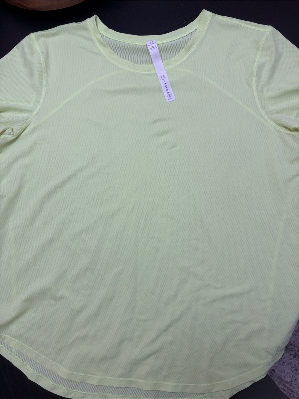 lululemon athletica Short-Sleeve Performance Tee — Pale Yellow